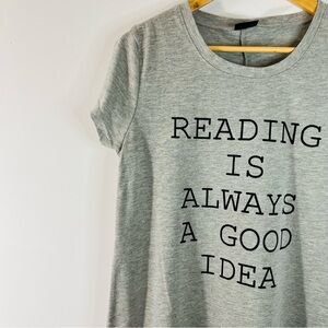 Women’s Reading is Always a Good Idea Graphic T-shirt Size XL